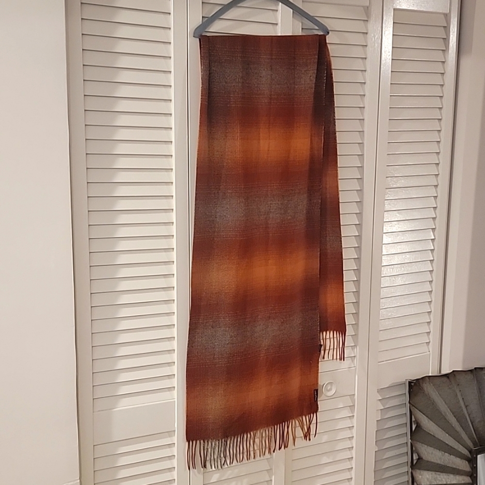 Fraas Scarf